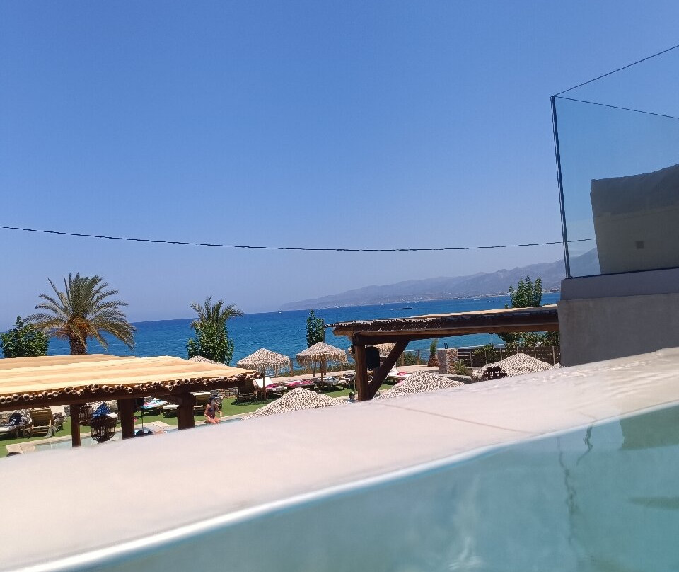 Golden Bee Lifestyle Hotel主图