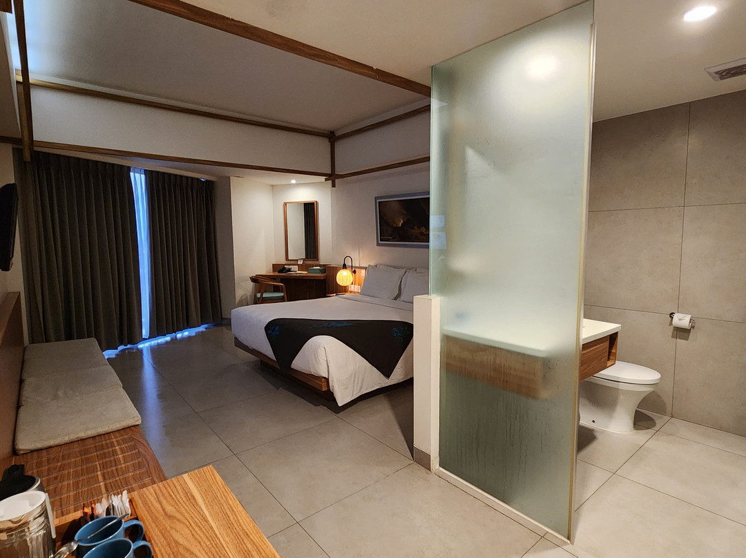 ILLIRA Hotel Banyuwangi主图