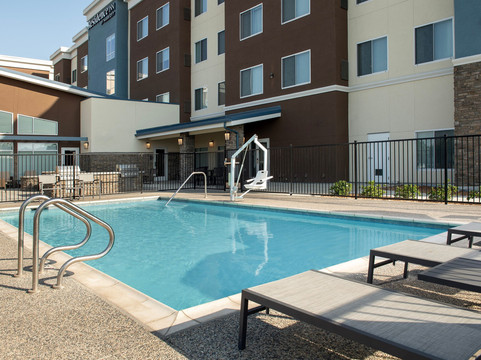 弗雷斯诺克洛维斯万豪居家酒店