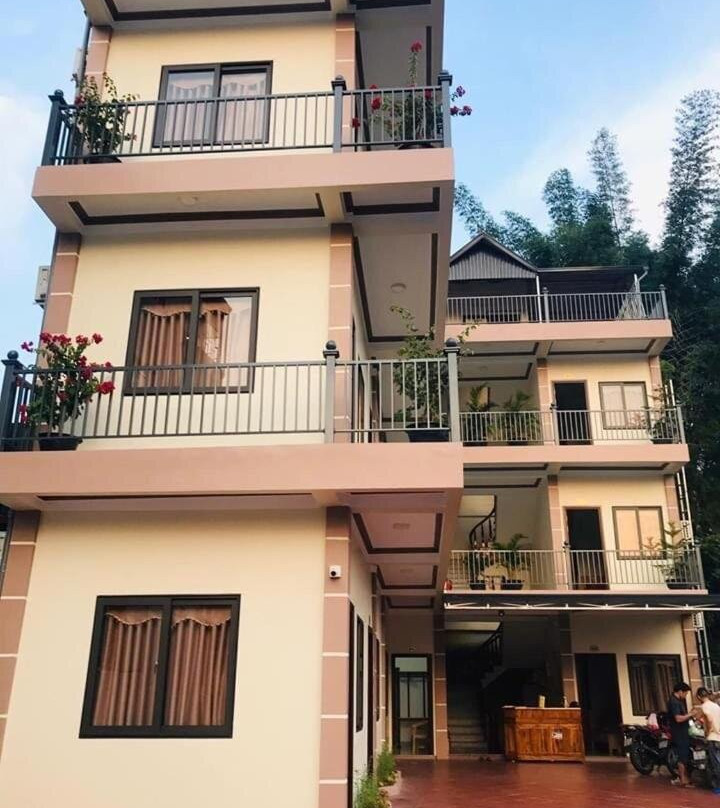 Nha Nghi Ngoc Long