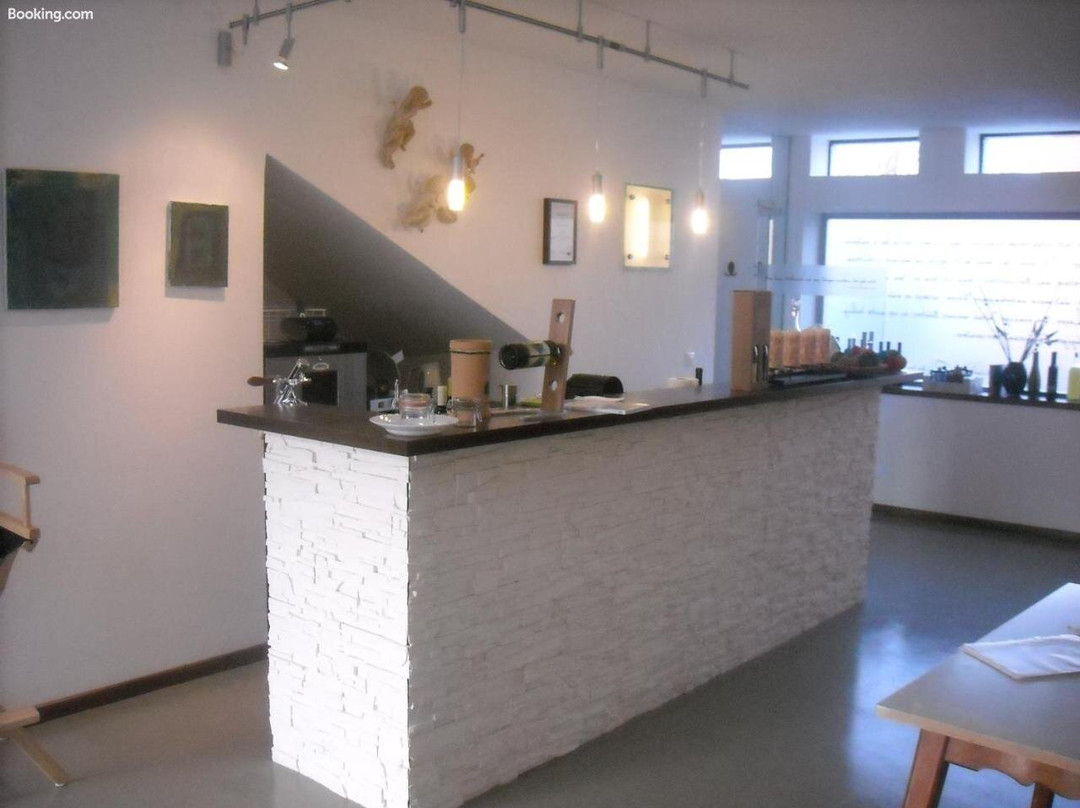 Weinek's Kellerstockl U. Lodge主图