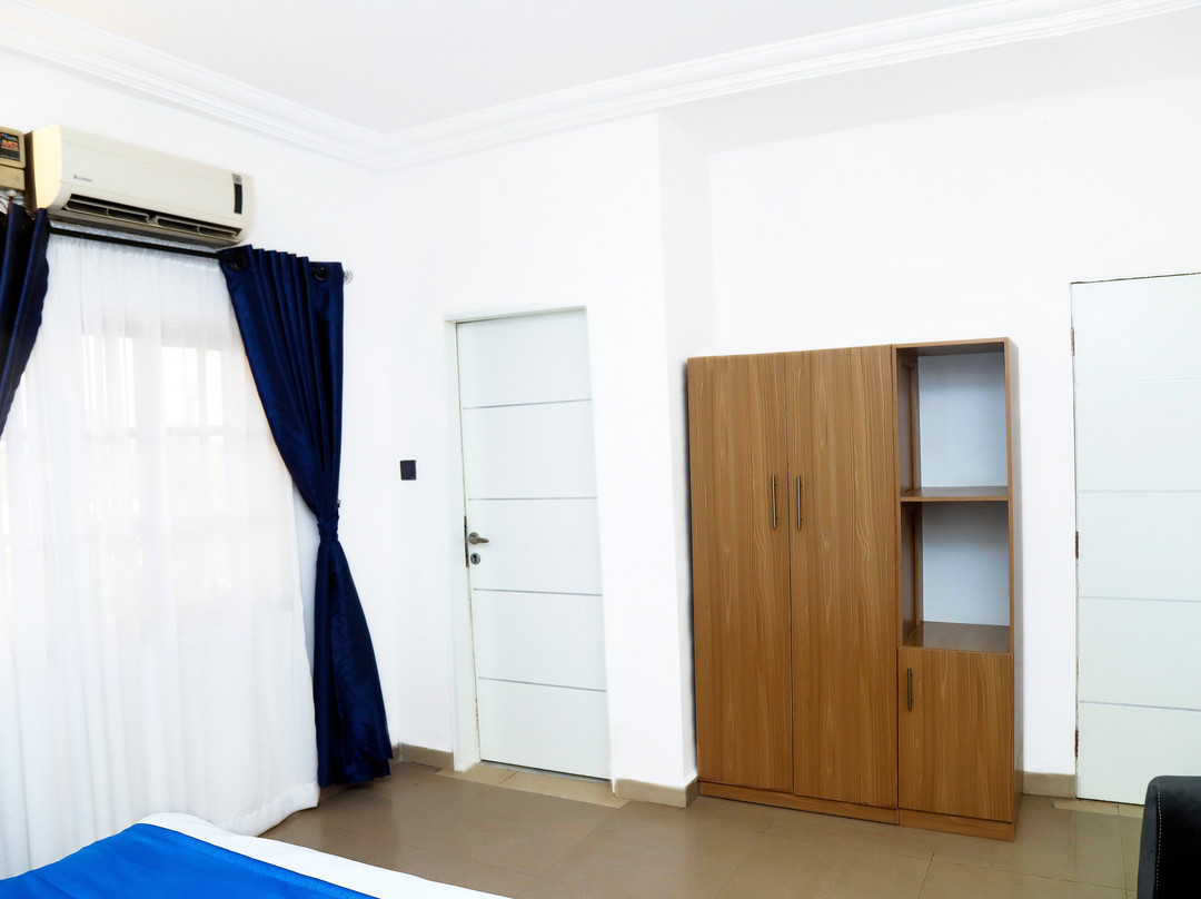 Western Dreams Hotel主图