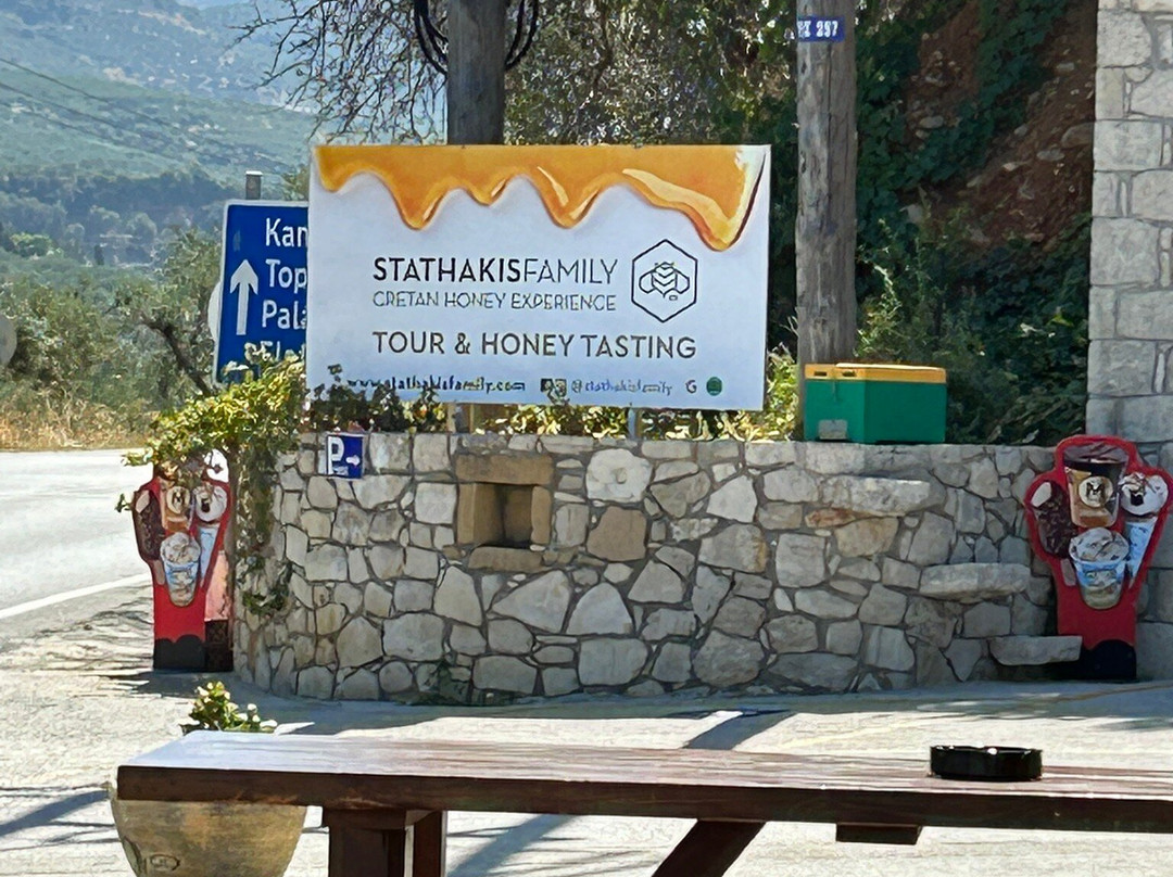 Stathakisfamily Cretan Honey Experience-Kaloudiana必去景点