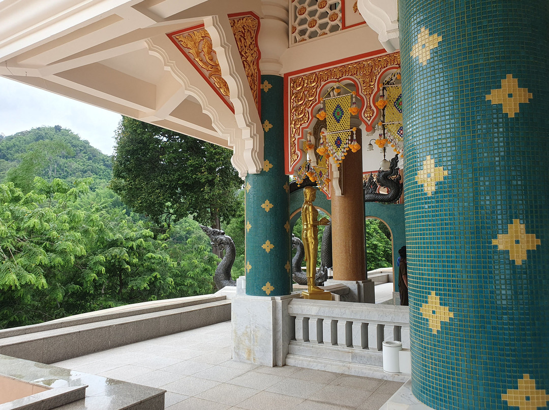 Wat Pa Phu Kon景点图片