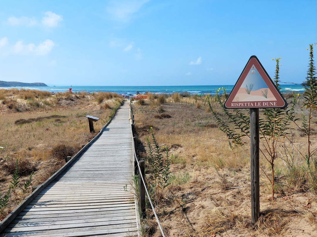 Spiaggia di Punta Penna景点图片