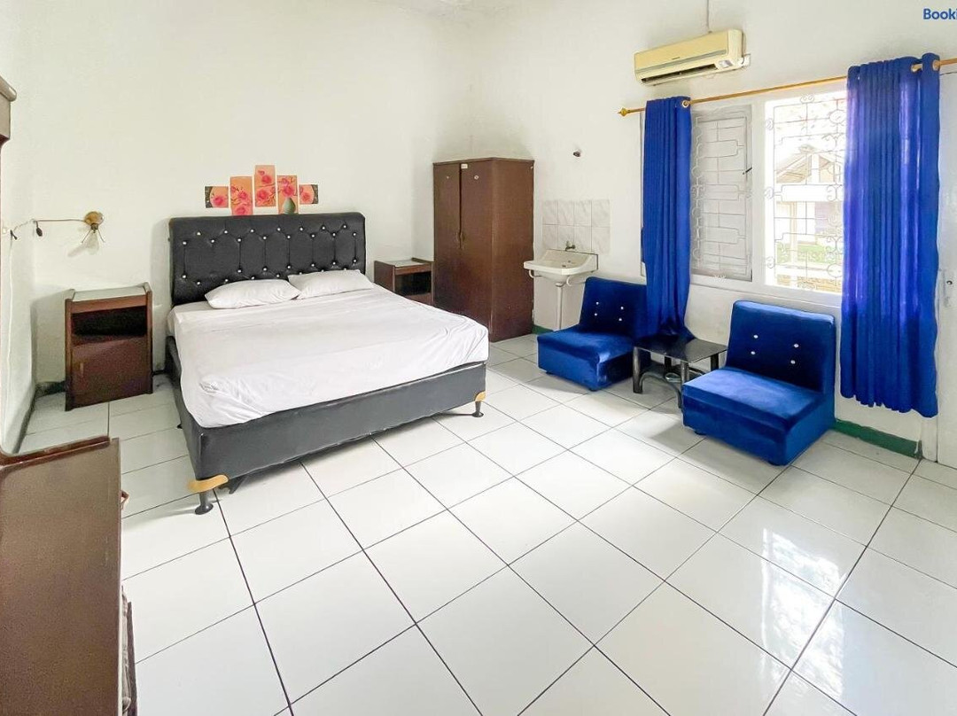 Super OYO 1707 Hotel Mustika Widyasari