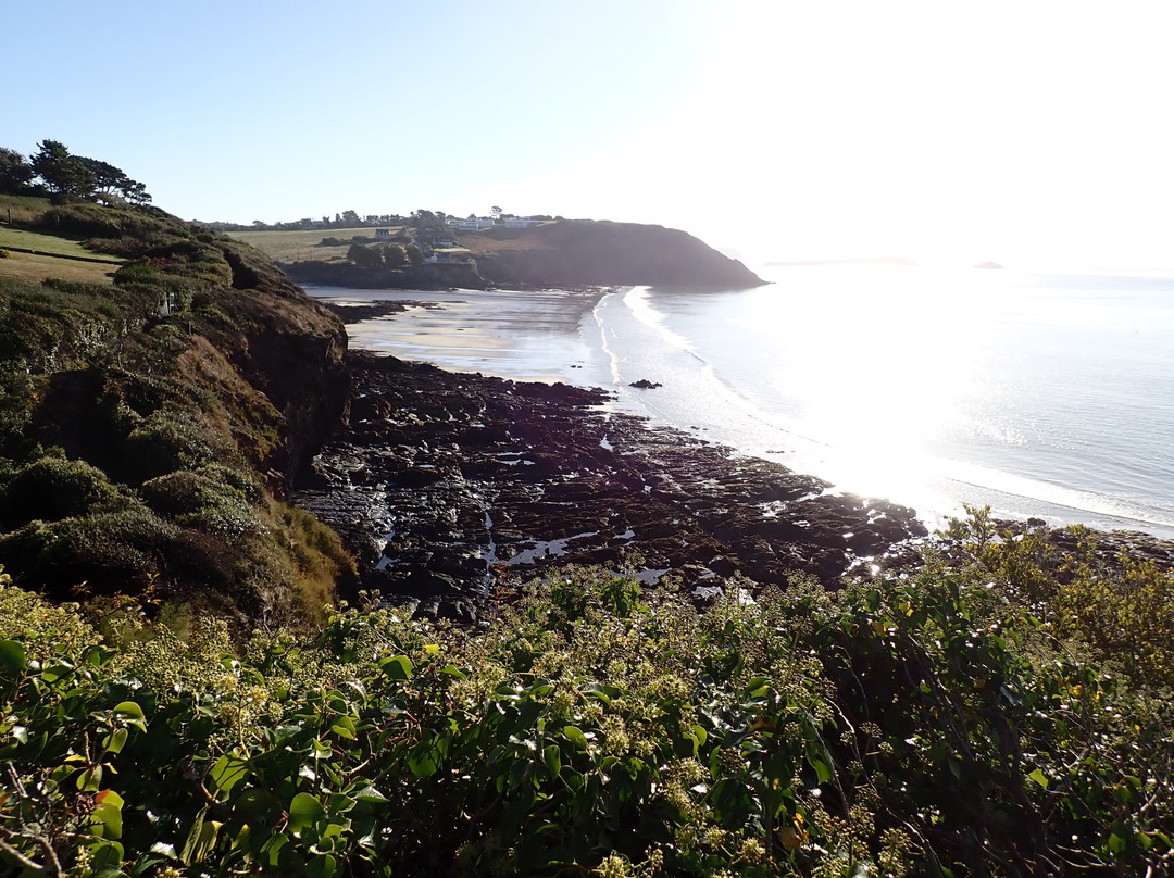 Plage de Postolonnec景点图片