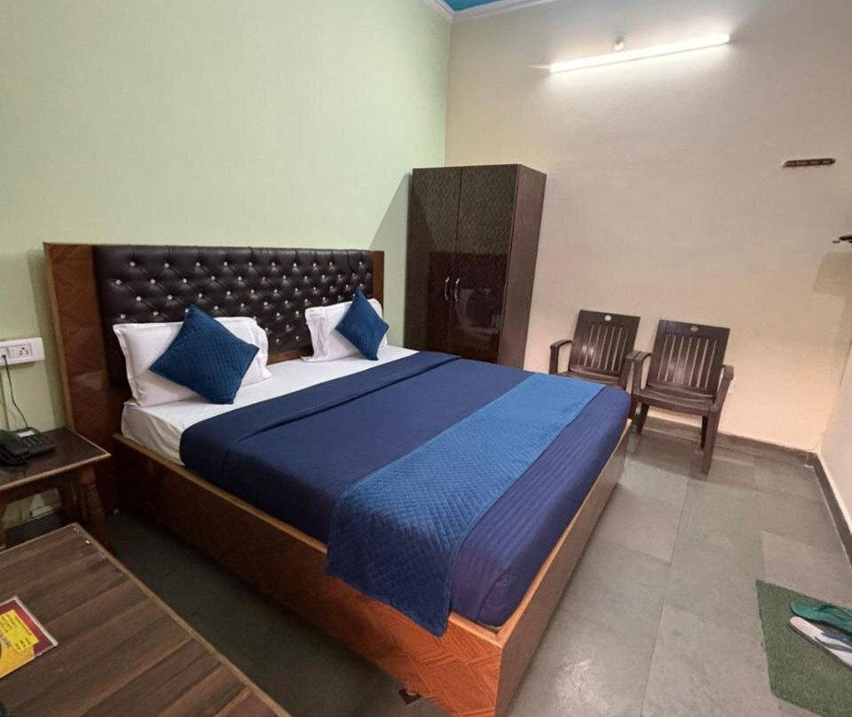 Hotel Dev Vani