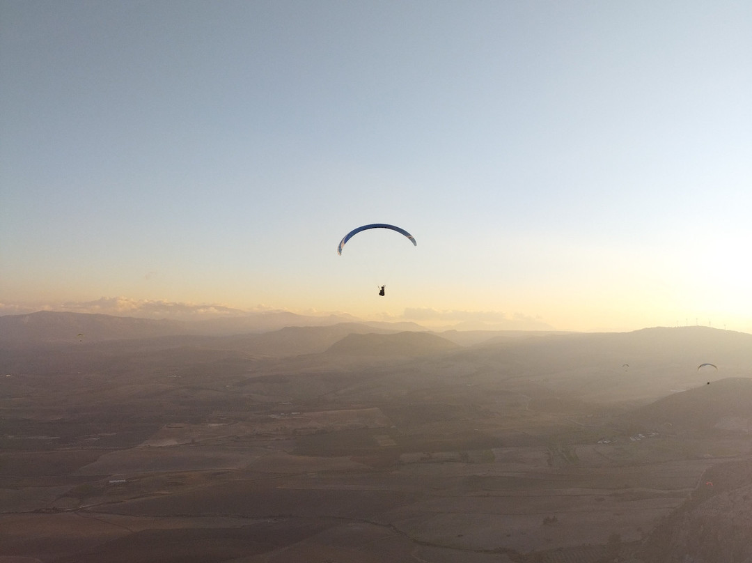 Sunny Wings Parapente-Canete La Real必去景点