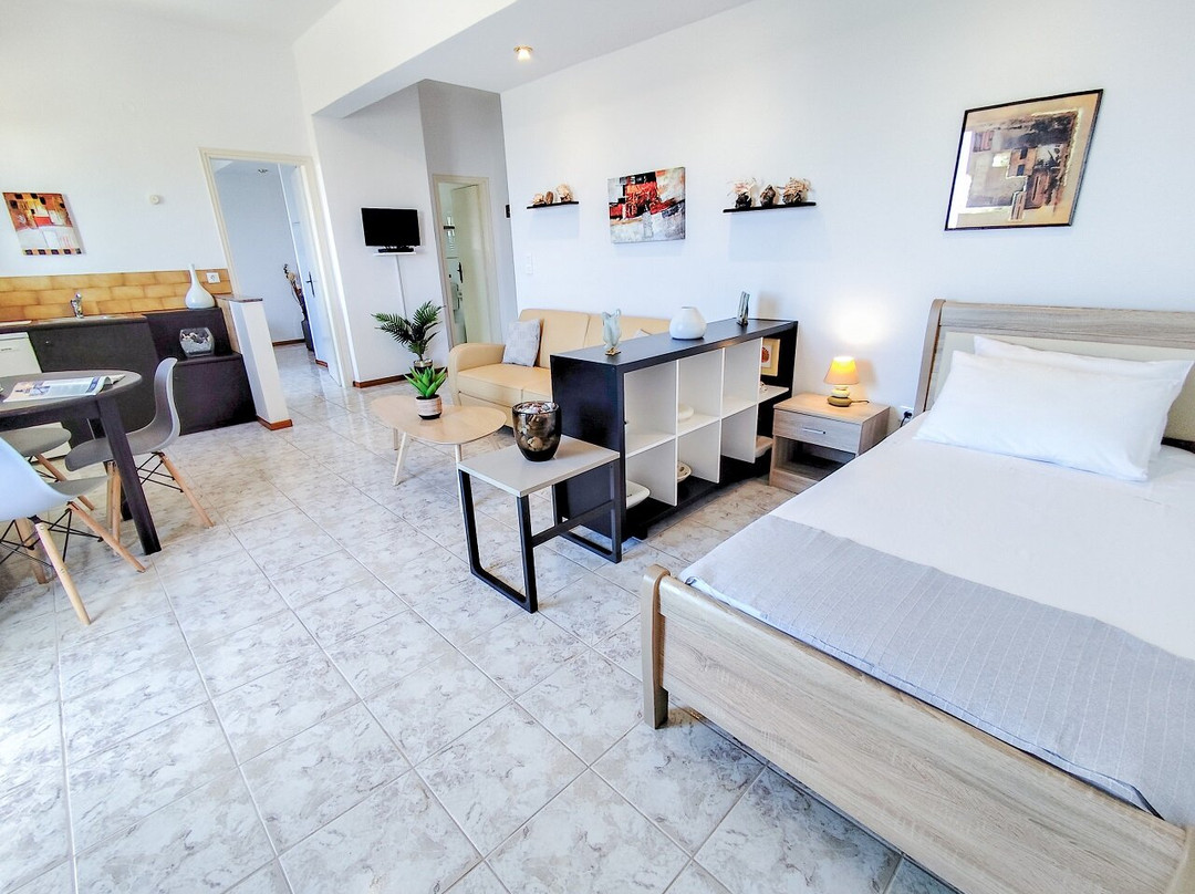 Porto Diakofti主图