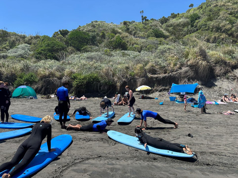 Raglan Surfing School-拉格伦必去景点