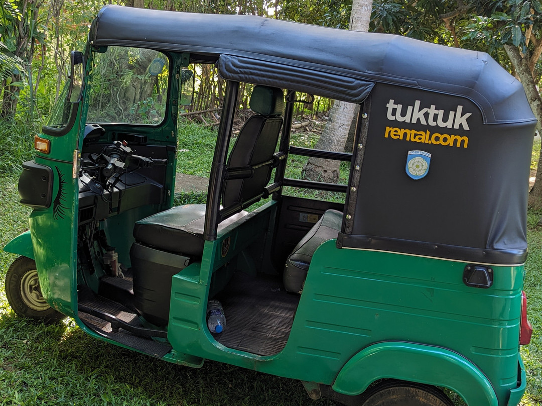 tuktuk rental cambodia
