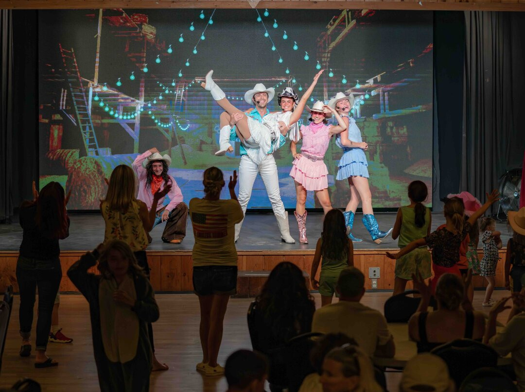 Point Sebago Resort主图