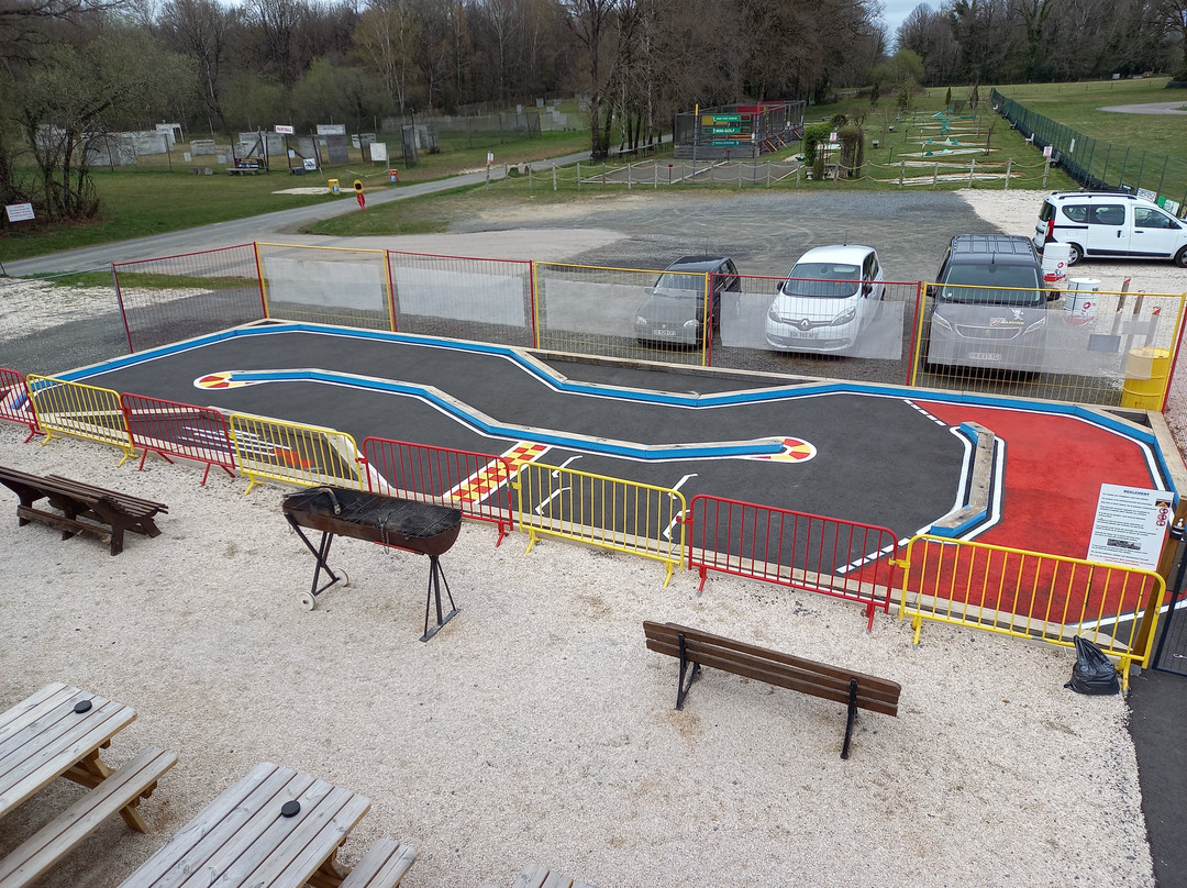 Jcs Karting Parc-Lubersac必去景点