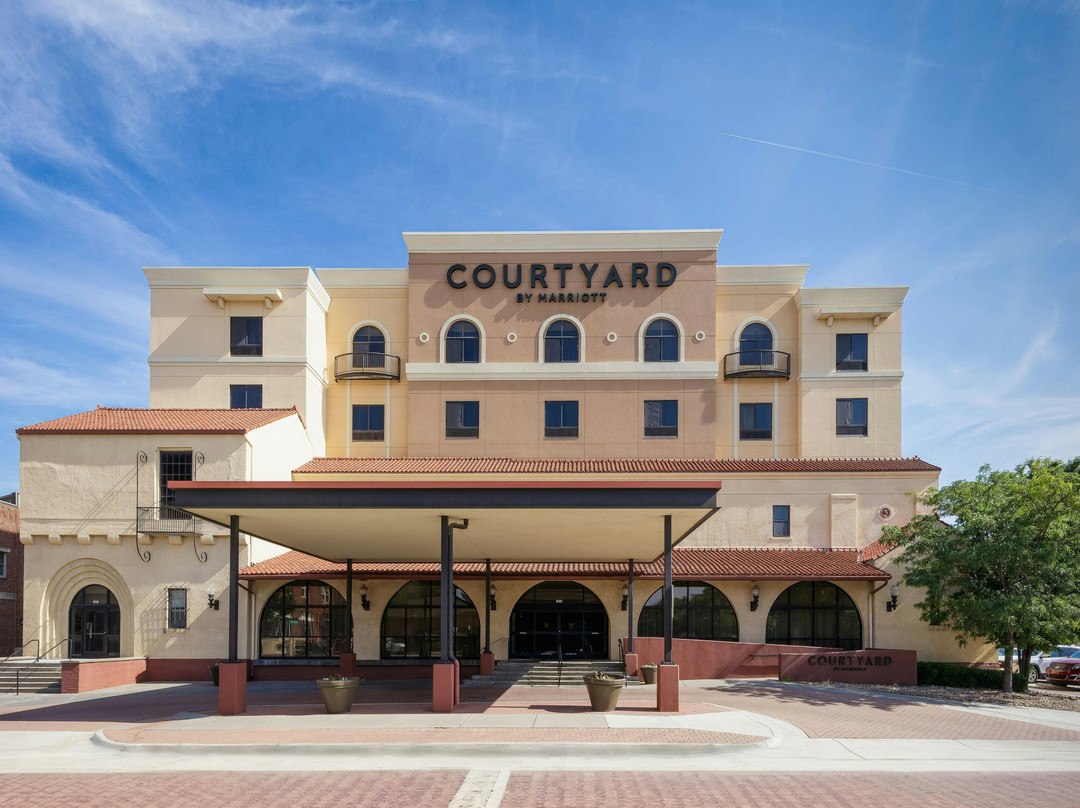 Courtyard by Marriott Wichita at Old Town