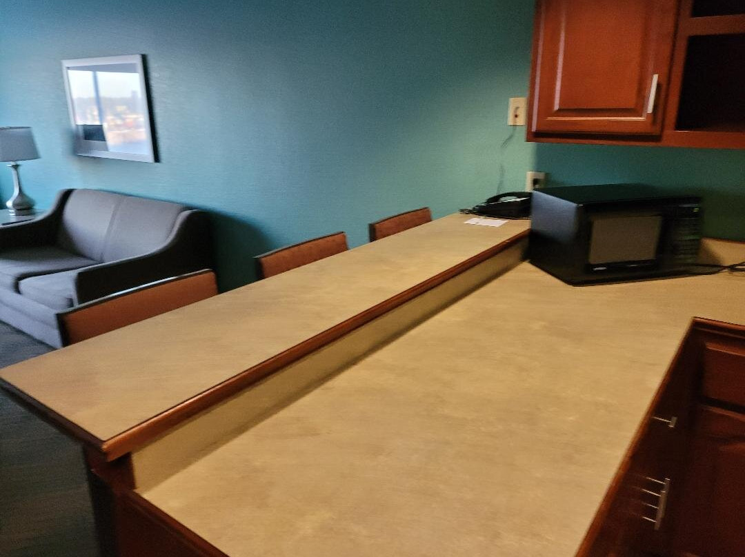 Holiday Inn & Suites Lake City by IHG主图