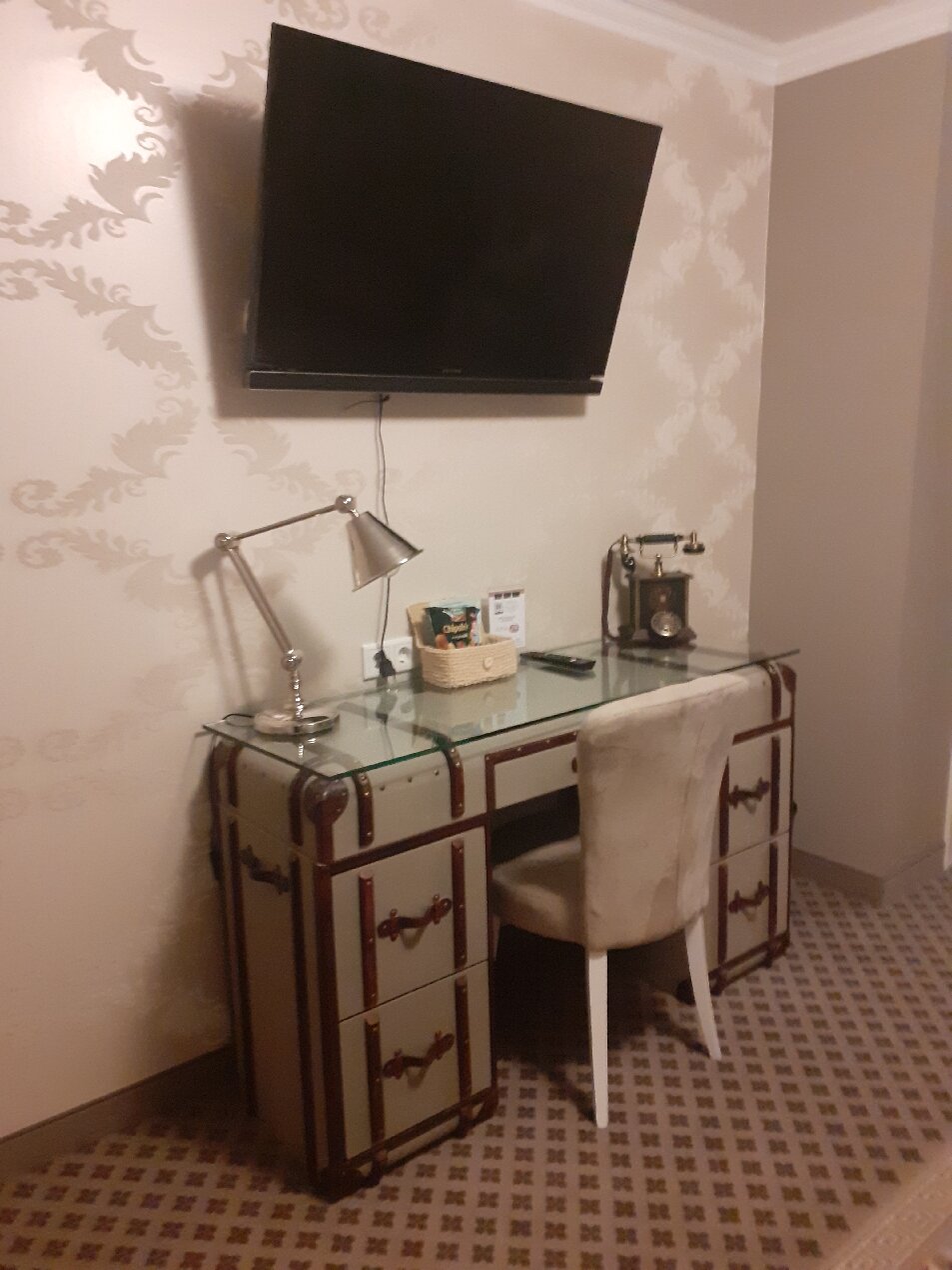 希彻勒阿尔特酒店-官方