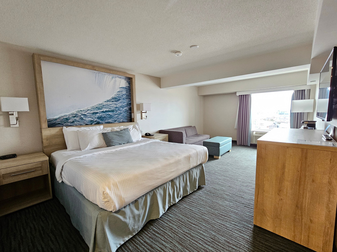 帝国酒店和套房主图