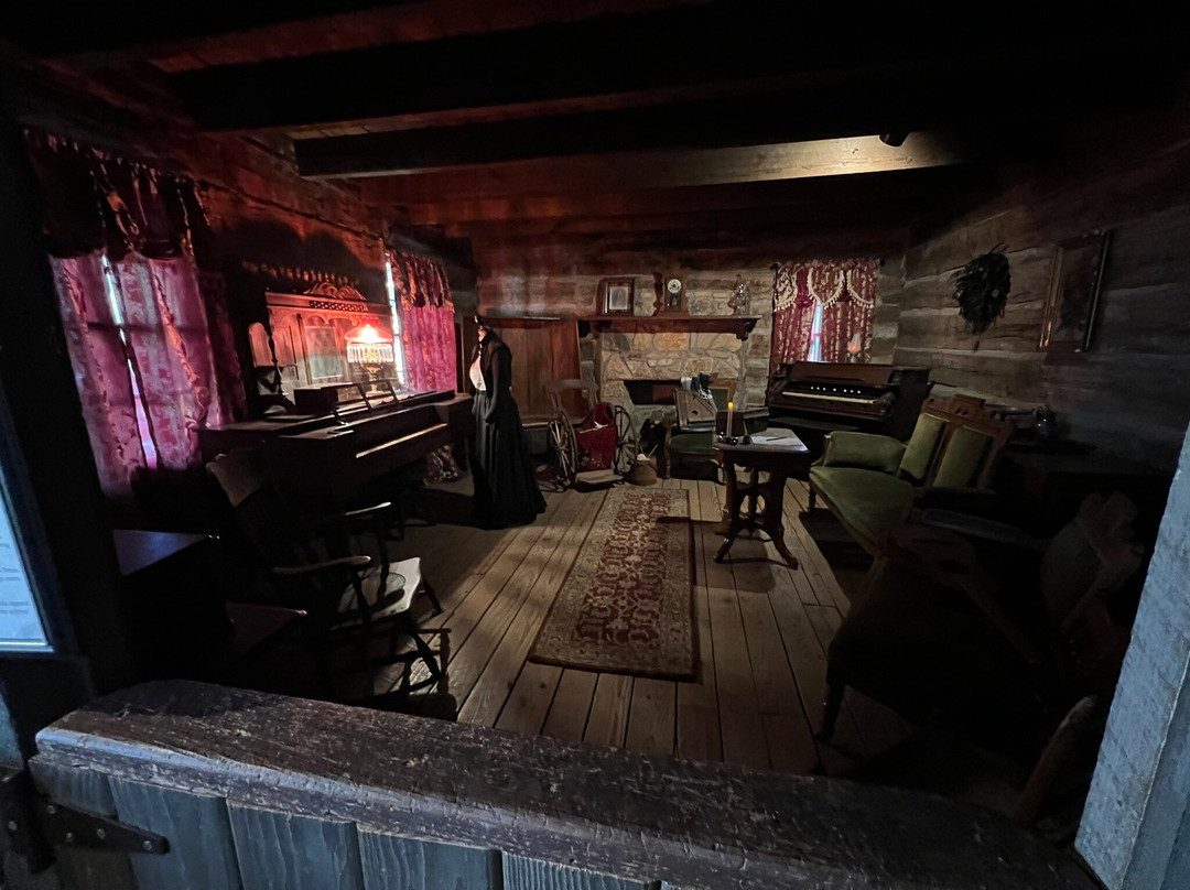 Log Cabin Village-沃思堡必去景点