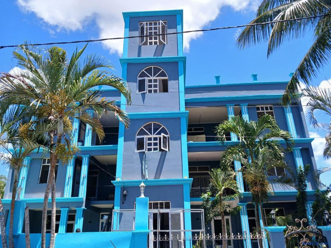 Seaview Apartments