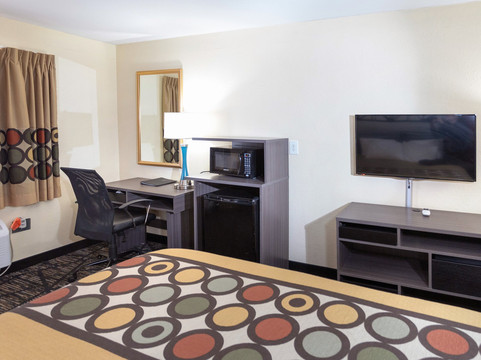 大急流城速8酒店主图