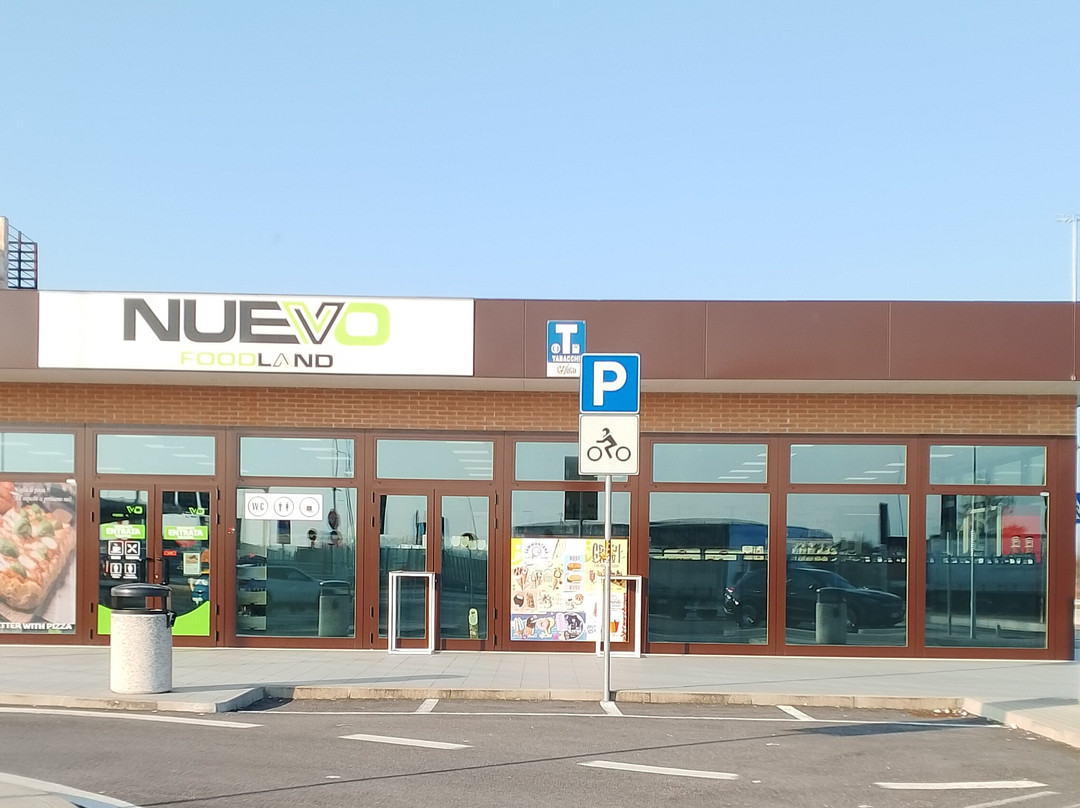 Nuevo Foodland Colceresa Nord