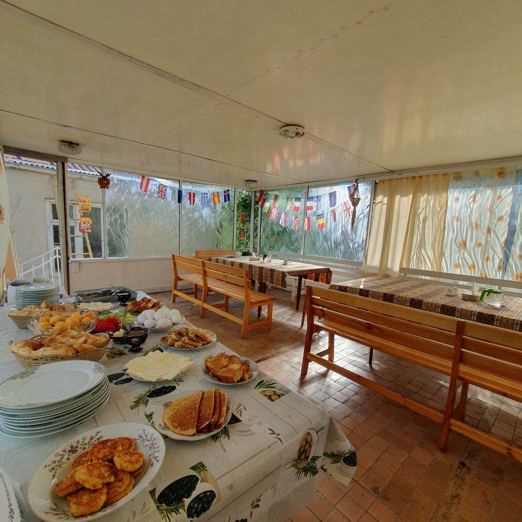 Sunhome Stepanavan Guest House-餐饮