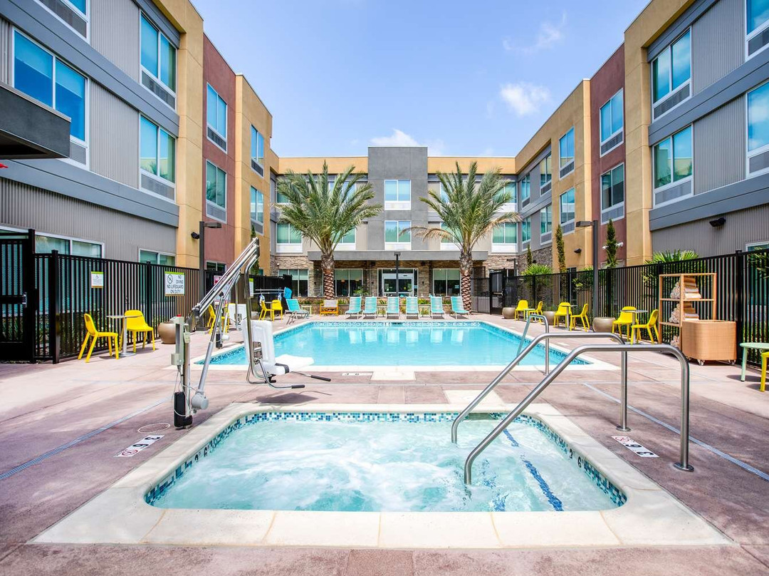 Home2 Suites by Hilton Carlsbad
