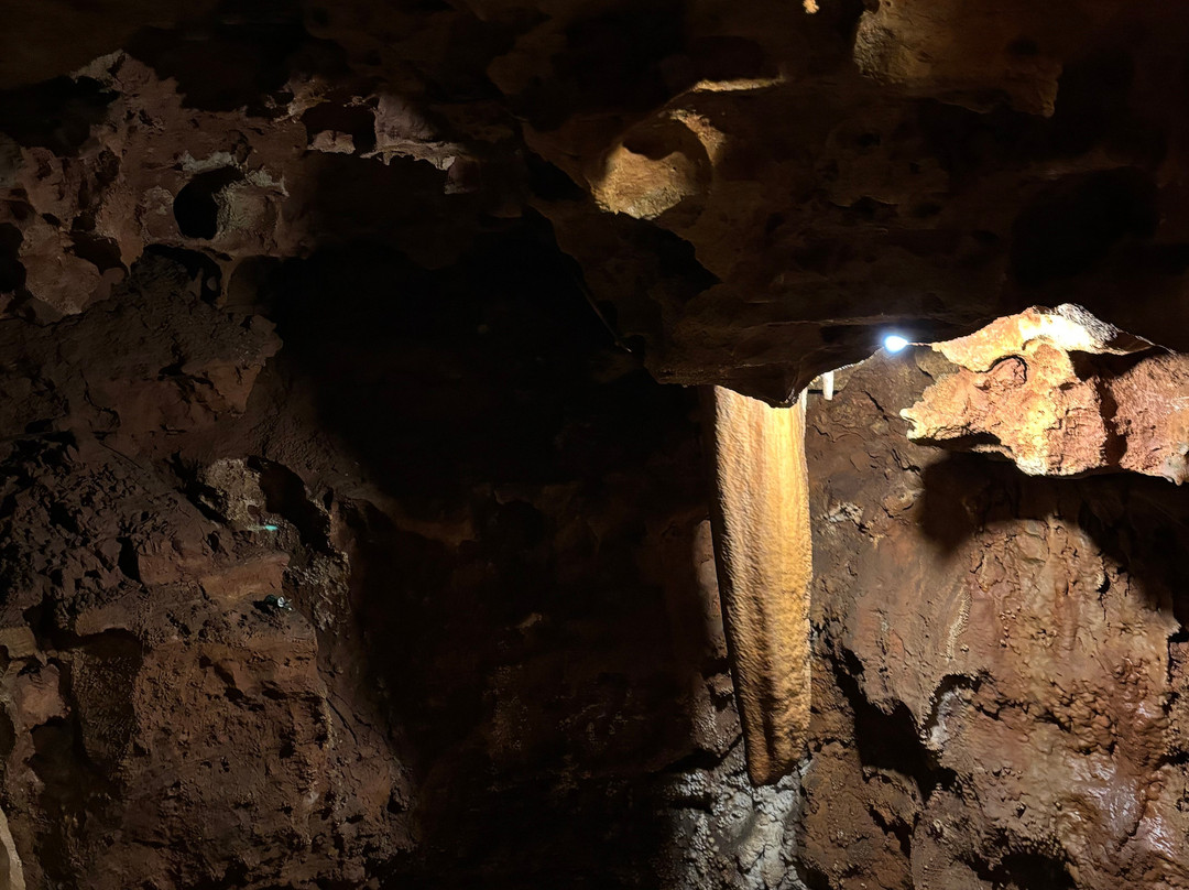 Grotte de Saint-Cézaire-Saint-Cezaire-sur-Siagne必去景点