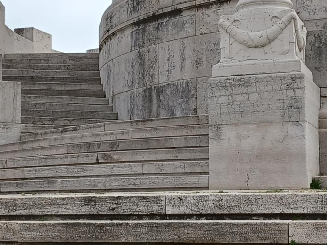 Monumento ai Caduti-安科纳必去景点