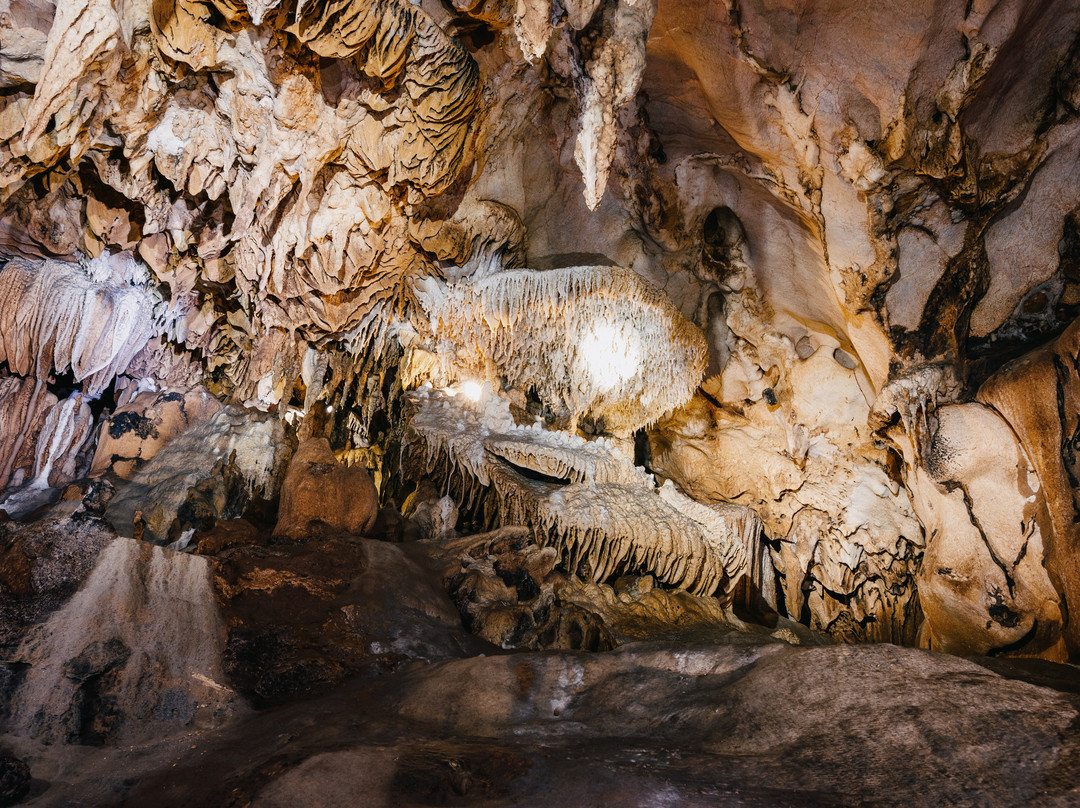 Pu Luong Surprising Cave景点图片
