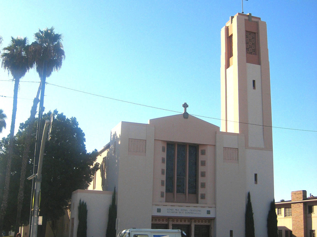 Incarnation Catholic Church-格伦代尔必去景点