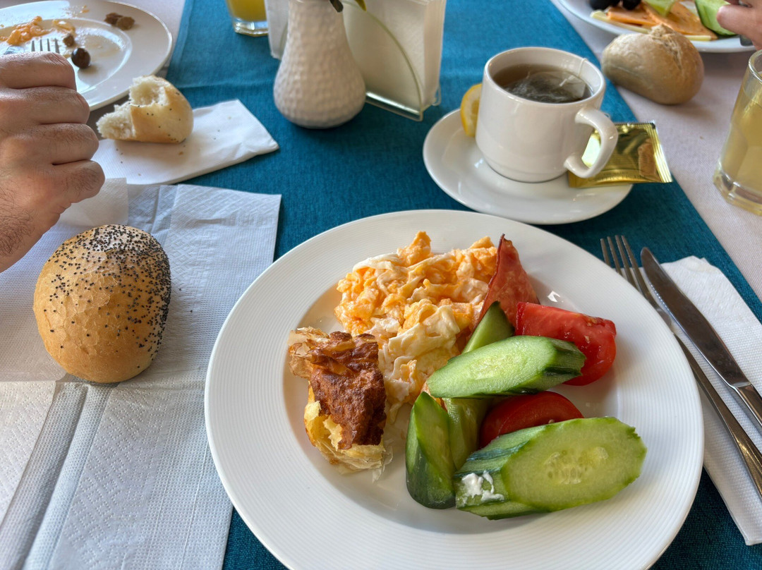 Hotel Cherno More主图