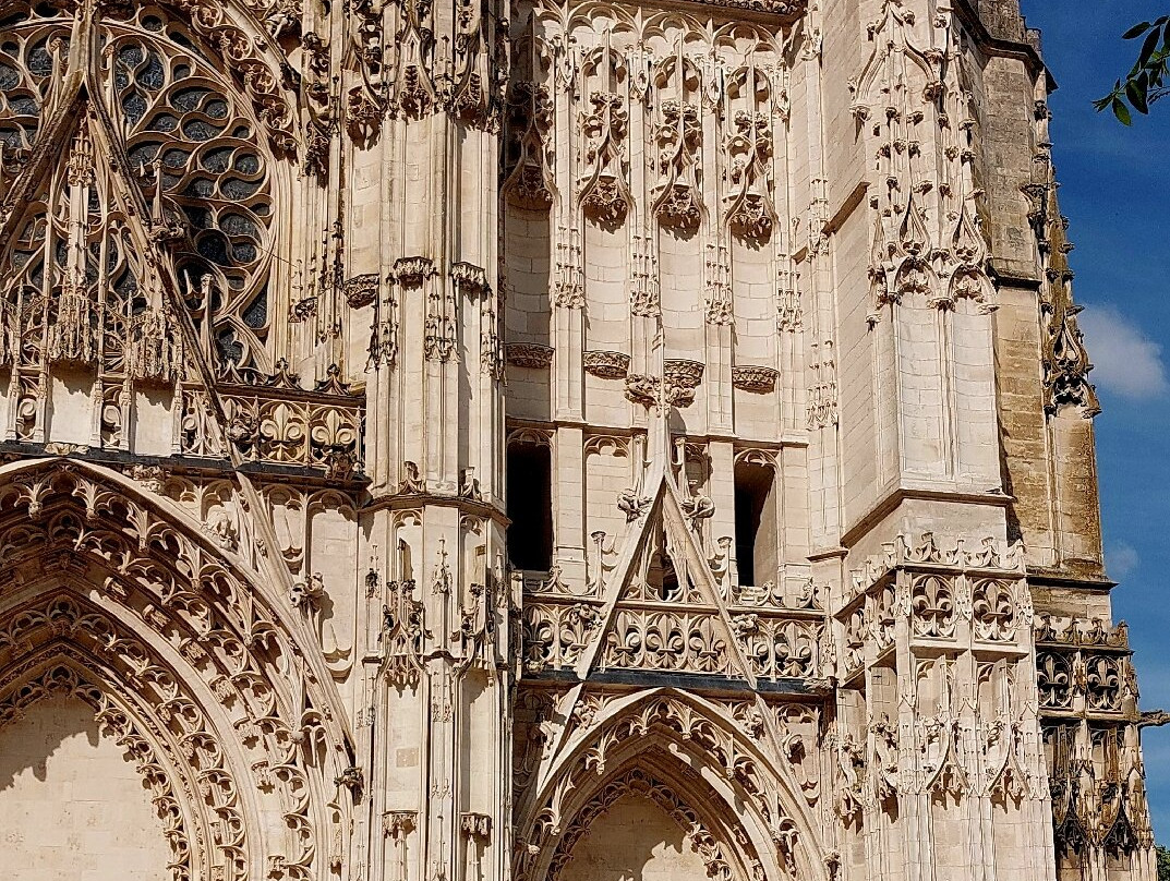 Cathédrale Saint-Pierre-et-Saint-Paul景点图片