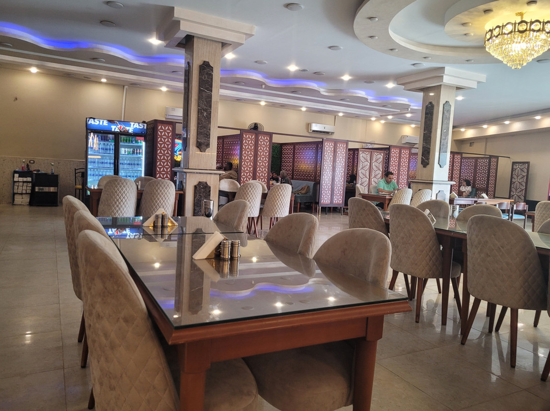 Asmak El-qersh - Shark Restaurant Fish