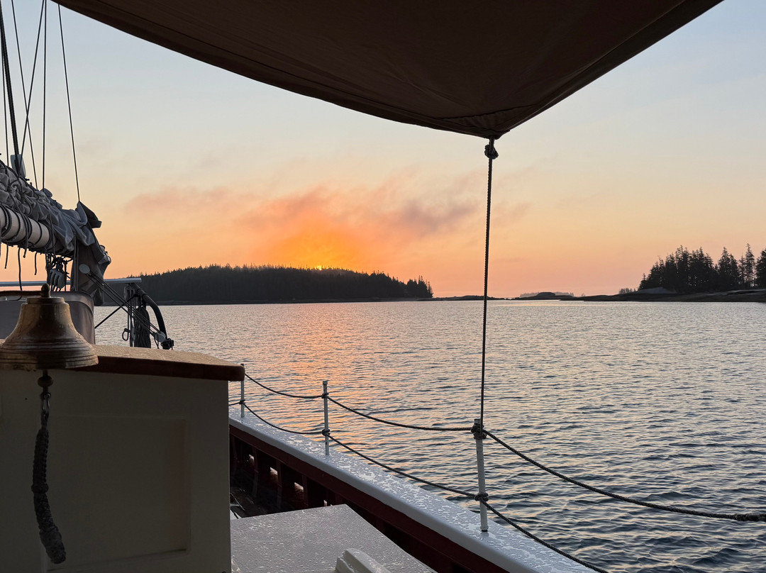 Schooner J. & E. Riggin Day Cruises-罗克兰必去景点