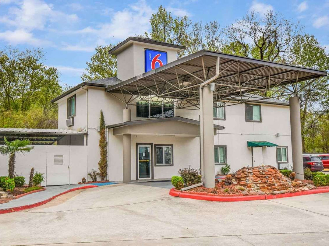 Motel 6 Humble, TX - Houston International Airport