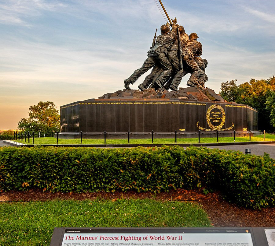 U.S. Marine Corps War Memorial-阿灵顿必去景点