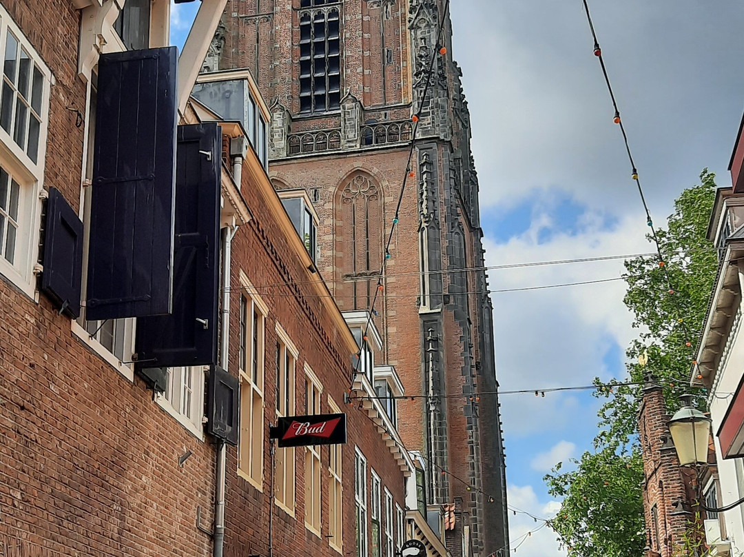 Onze-Lieve-Vrouwetoren-阿默斯福特必去景点