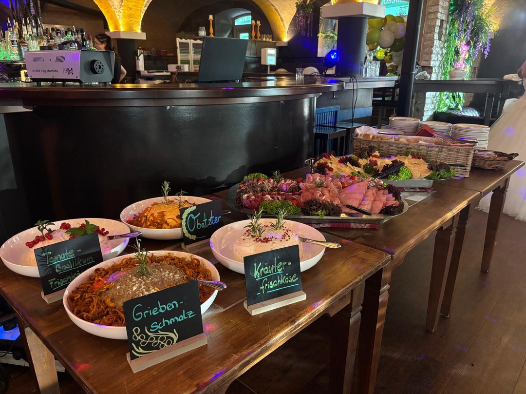 Mia Restaurant