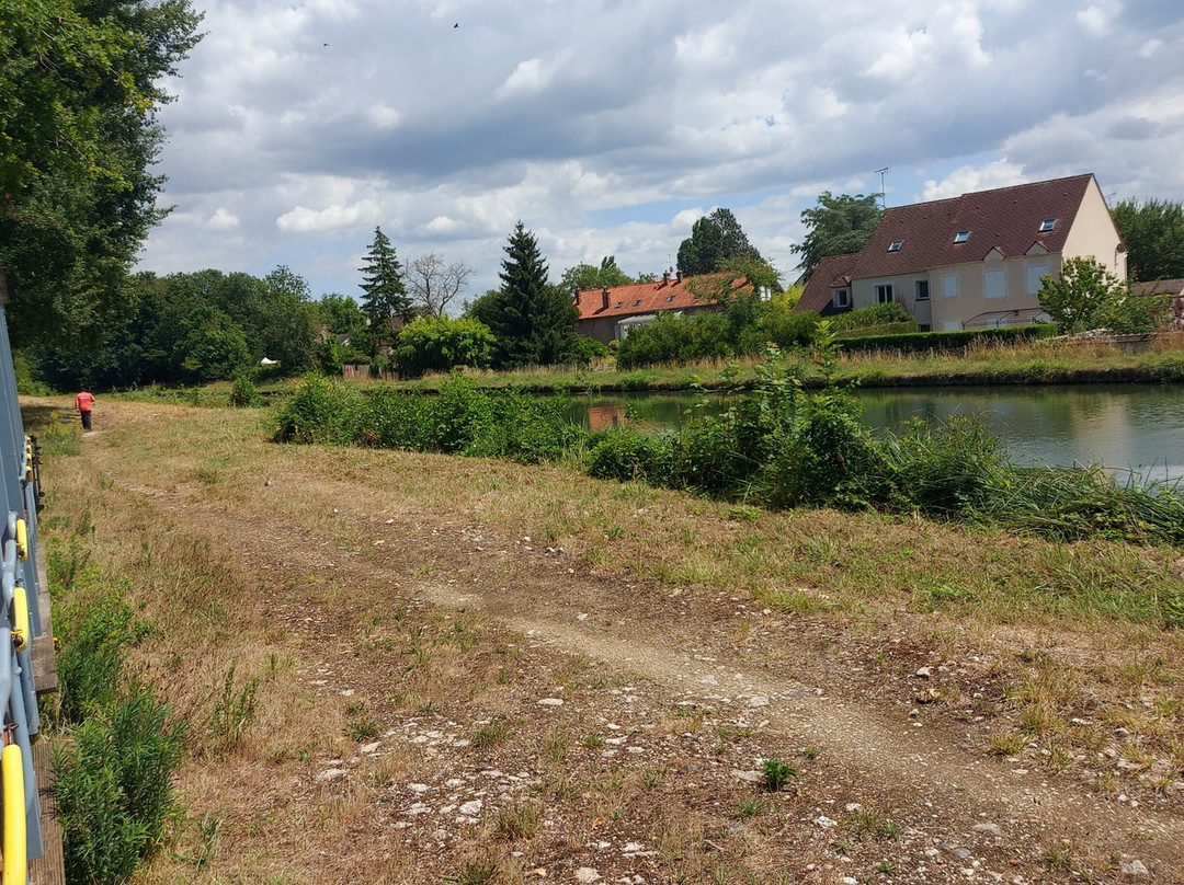 Tacot des Lacs-Grez-sur-Loing必去景点