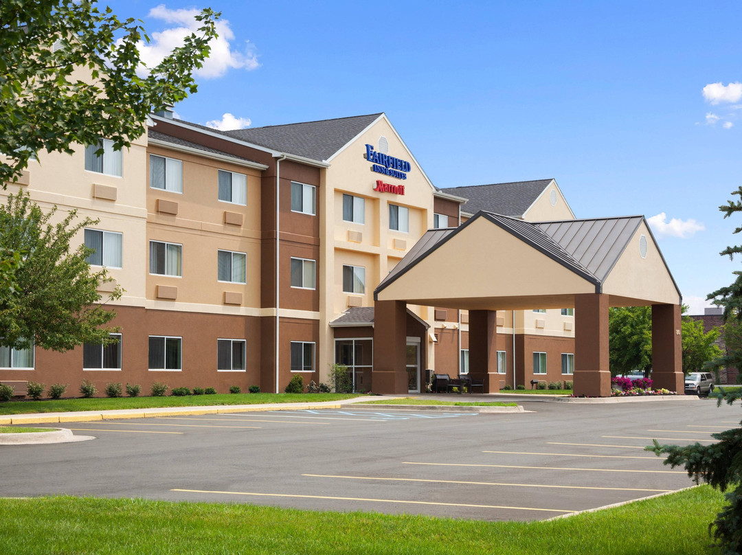 Fowler酒店住宿-兰辛西费尔菲尔德客栈