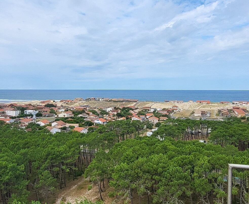 Phare de Contis-Saint-Julien-en-Born必去景点