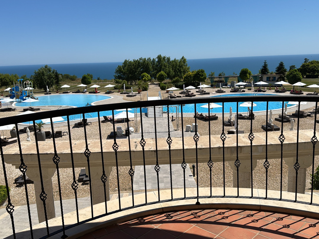 灯塔高尔夫温泉度假酒店主图