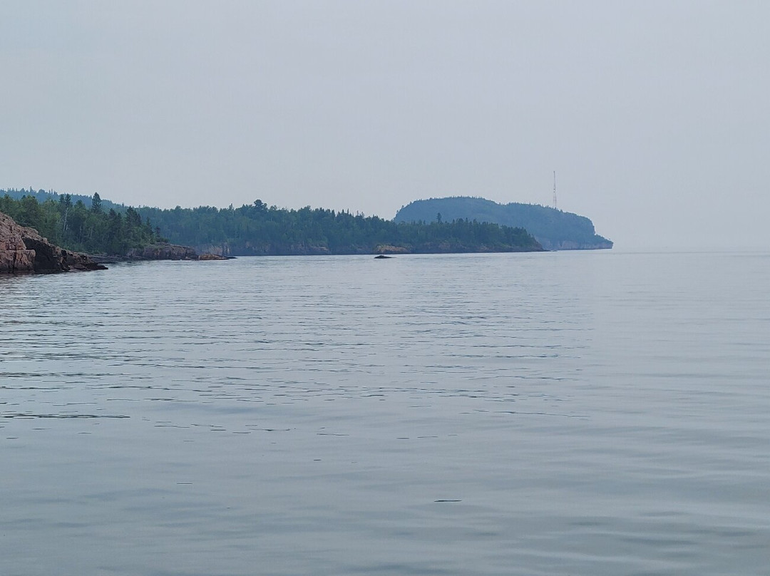 Black Beach-Silver Bay必去景点
