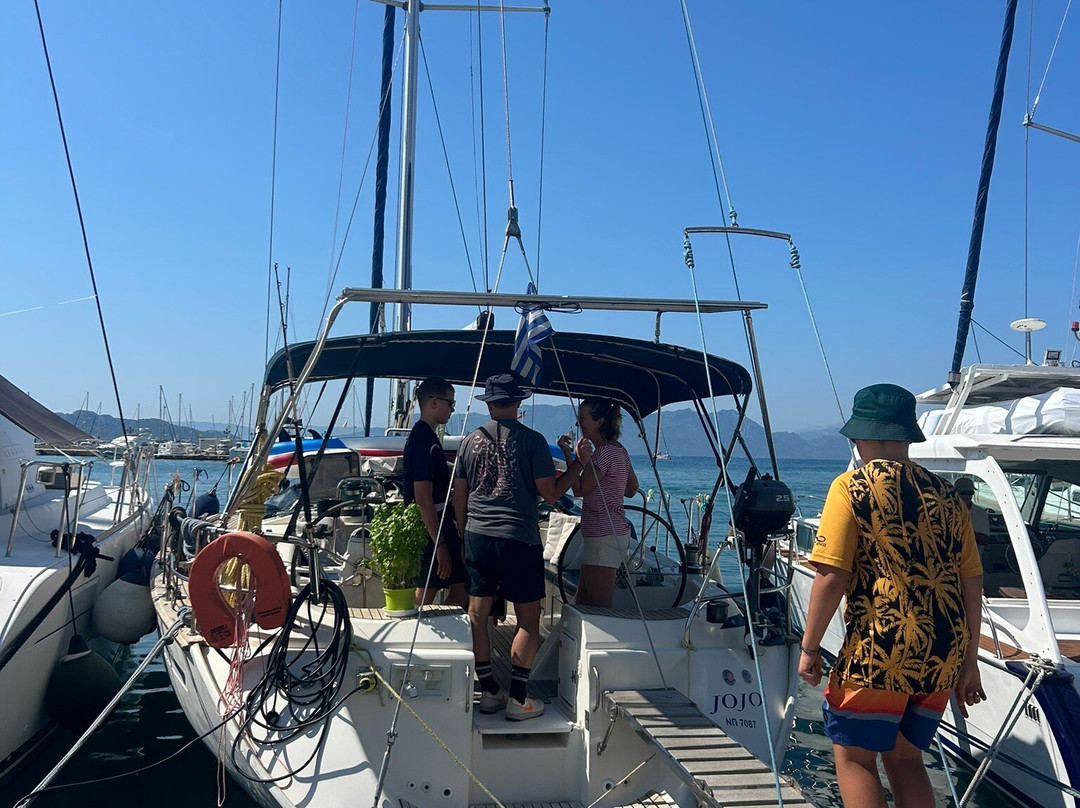 Alegria Yachting Sailing Trips-阿里莫斯必去景点