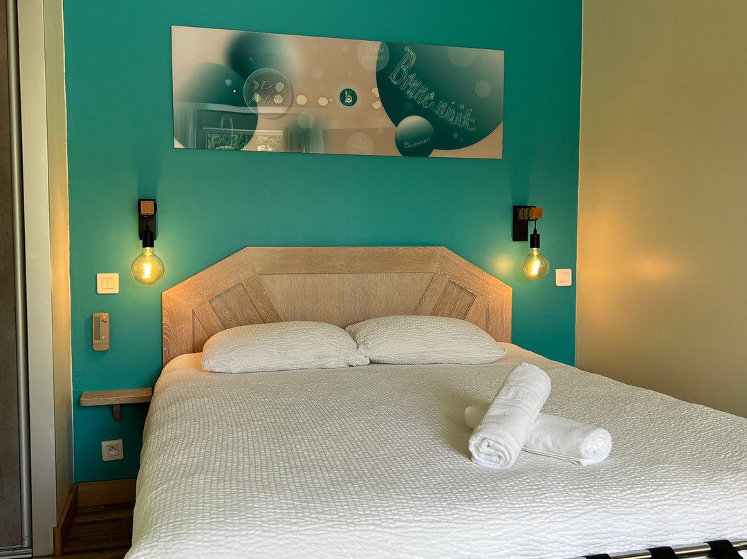 Logis Hôtel Bellevue主图