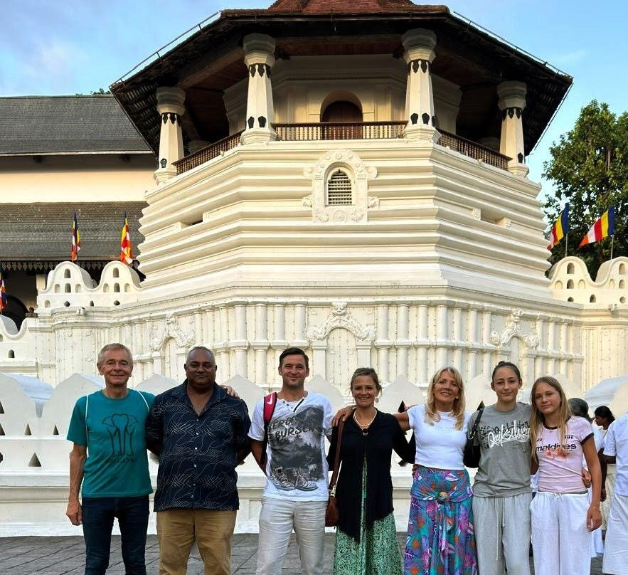 Srilankan Round Tours with Supun-加勒必去景点