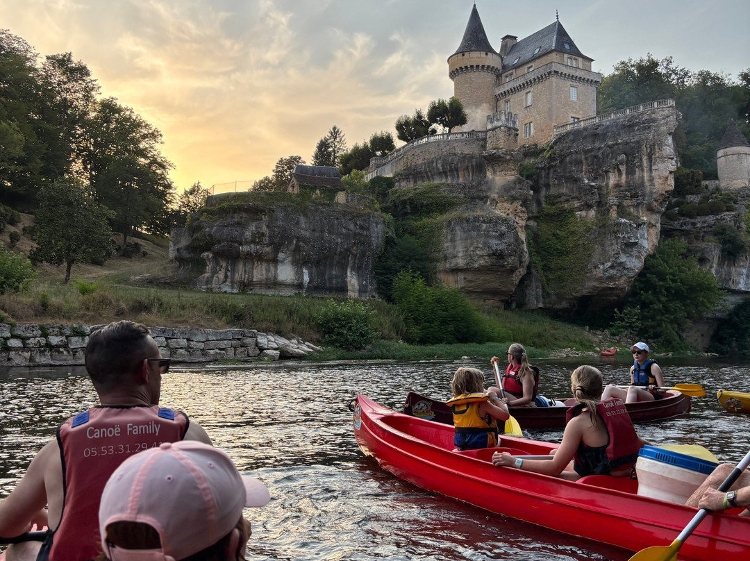 Canoë Family-Saint-Leon-sur-Vezere必去景点