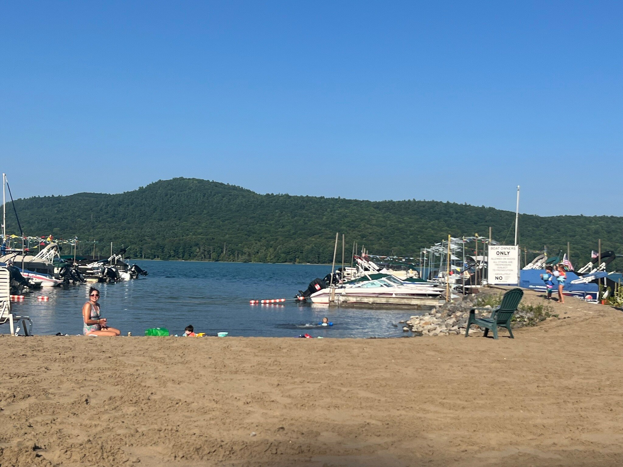 Bayside Inn & Marina-官方